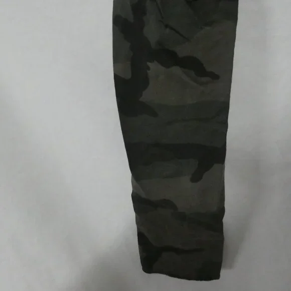 TNA | small | Camouflage Patterned Stylish Leggings | NWOT - Picture 15 of 16